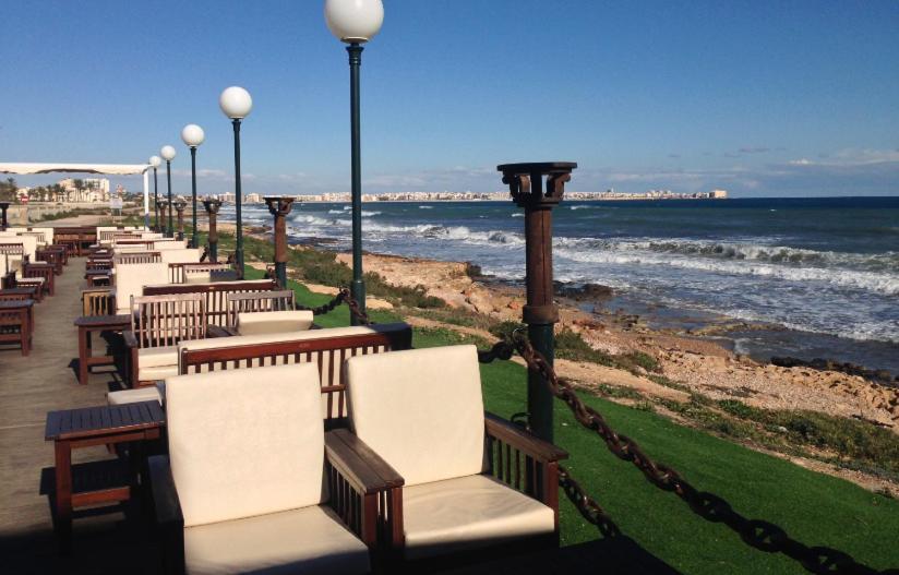 Punta Prima Bungalow Jardin Privado Torrevieja Eksteriør bilde